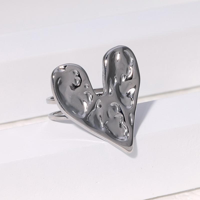Stainless Steel Pleated Heart Open Ring for Women Men Simple Vintage Geometric Finger Ring Casual Versatile Couple Jewelry Gift