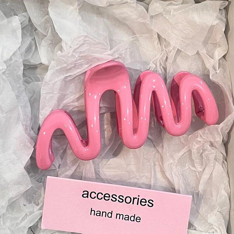 New Large Acrylic Frosted Hair Claw for Women Girls Hairpin Matte Wave Hair Claw Clip Hair Accessories Girls Headwear