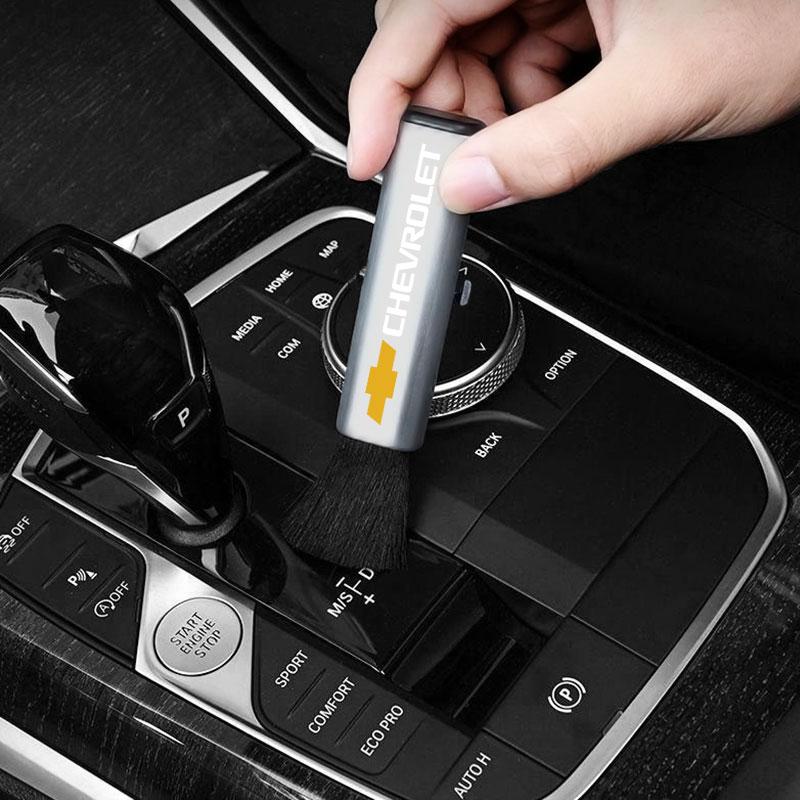 Car Goods Car Detail Cleaning Retractable Soft Wool Brushes For Chevrolet Colorado Cruze Captiva Malibu Trax Aveo Camaro Tahoe Impala Equinox Suburban