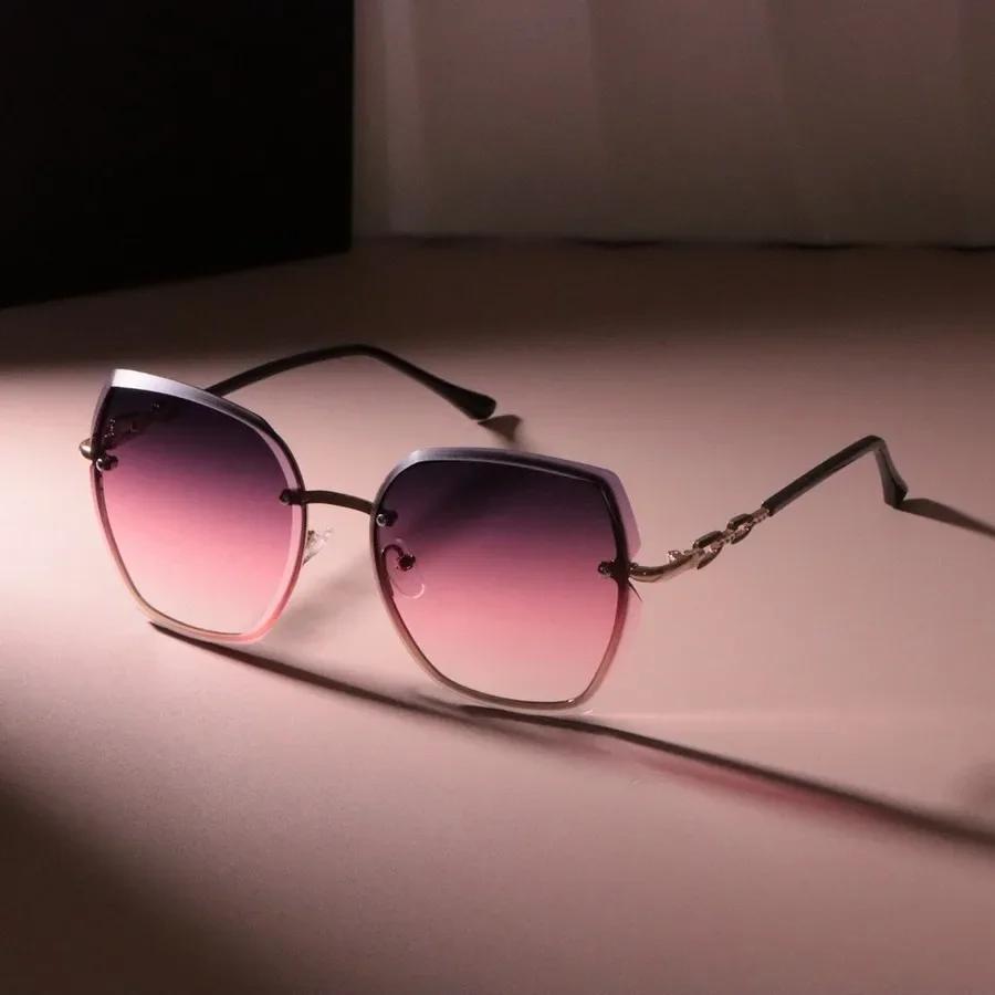 

Fashion Metal Frame Square Sunglasses for Women Men Minimalist Designer Sun Glasses Colorful Travel Oculos De Sol Other