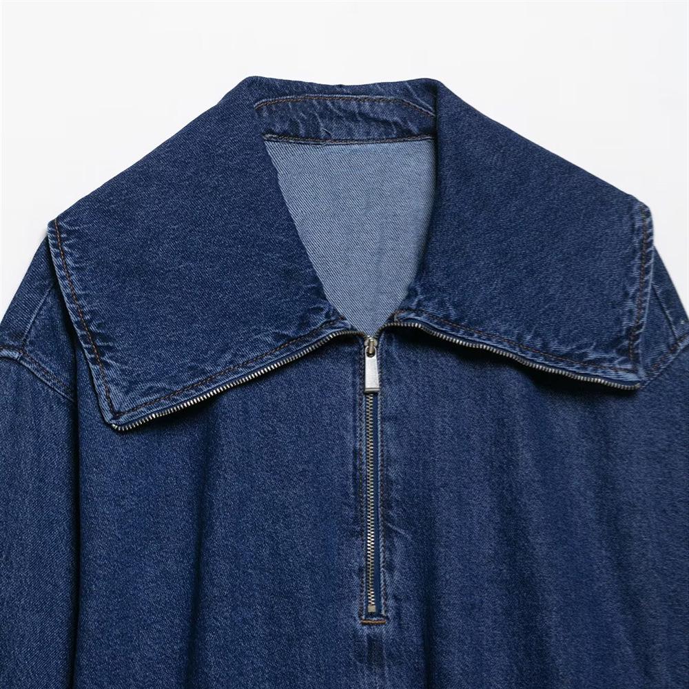 2025 Spring/Summer Women's Casual Denim Jacket: Versatile with Zipper Accents and Large Lapel.