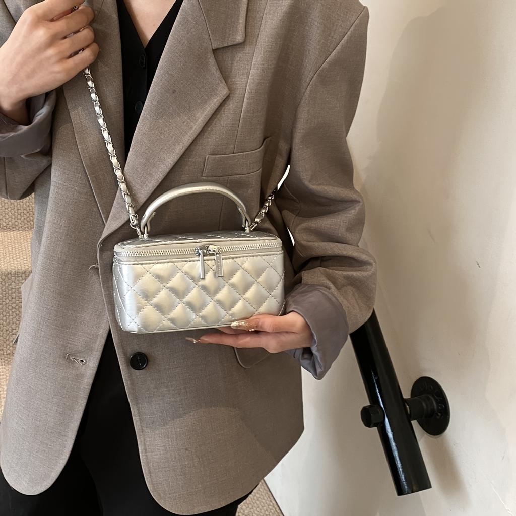 French Style Silver Quilted Box Bag, Versatile Everyday Crossbody Makeup Bag, Commuter Shoulder/Crossbody Women's Bag