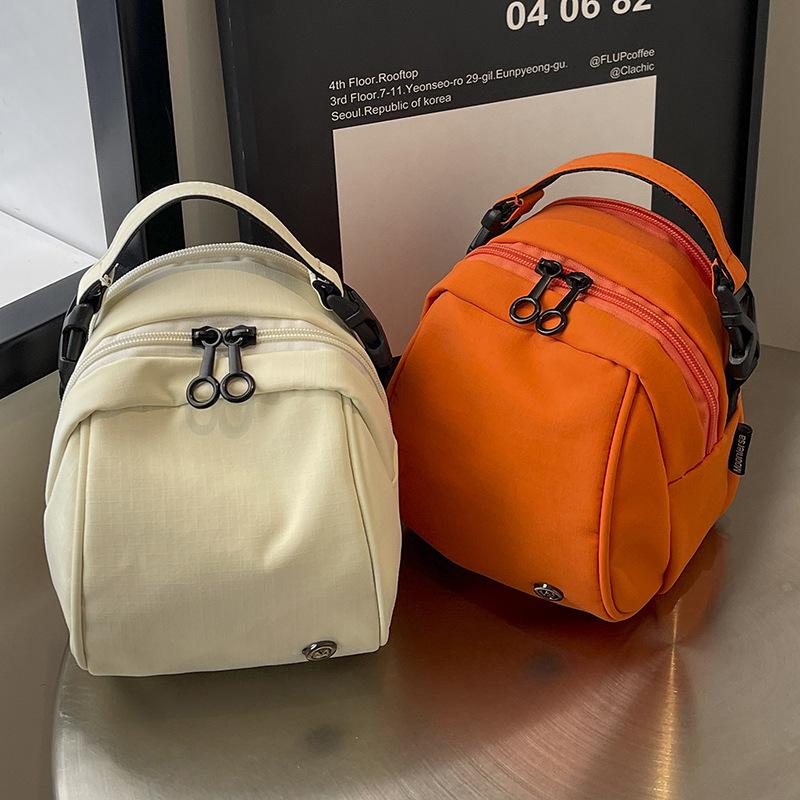 New Product Fashion Trend Sports Style Personalized Portable Small Bag Versatile Fitness Casual Light Messenger Women's Bag