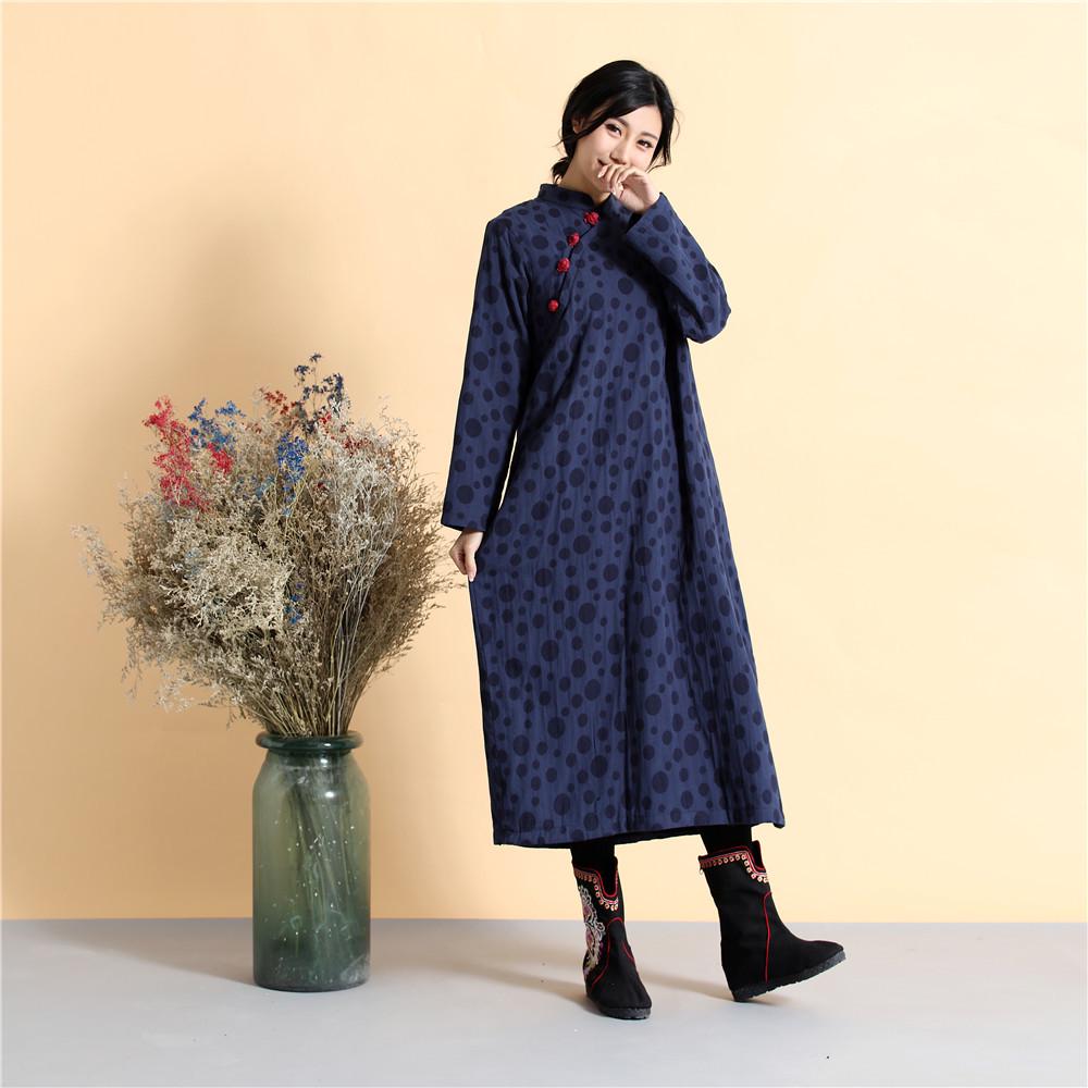 Autumn/Winter Ethnic-Style Fleece-Lined Cotton Linen Long Dress with Frog Buttons and Lantern Skirt.