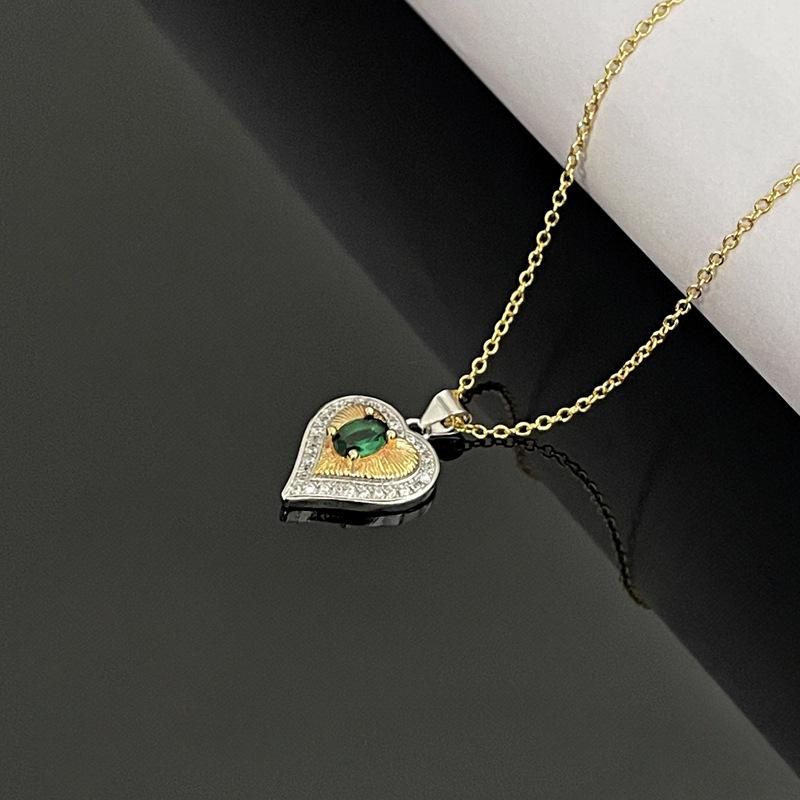 Niche Design Cold Feeling Running Ring Four-Leaf Clover Zircon Pendant Necklace Women'S Exquisite Light Luxury Stacked Small Light Bulb Collarbone