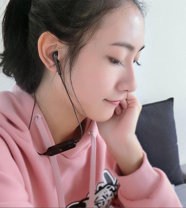 S6 Bluetooth 4.1 Headset Sport Wireless Headphone Mini In-Ear Mobile Earphone Comfortable S6 Stereo Talking & Music Earpiece