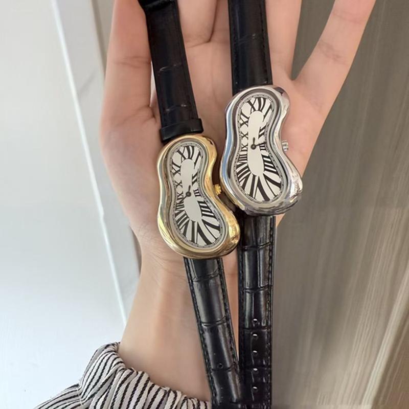 Retro Trendy Pánské hodinky Twisted Design Y2k Styl Niche Personalizované Křemenné hodinky pro Ženy Hodinky
