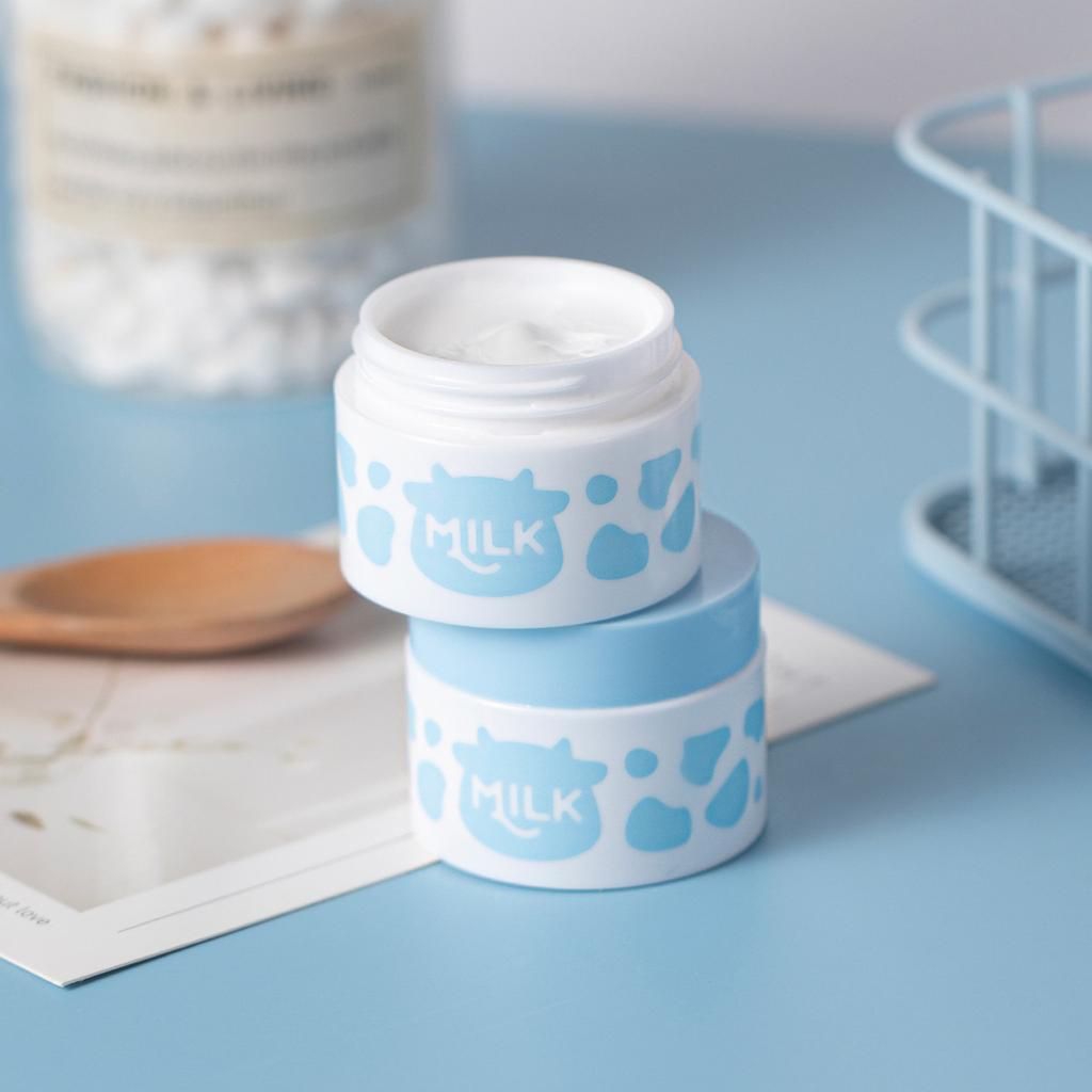 LAIKOU Milk Extract Moisturizer Facial Cream 25g Hydrating Nourish Brighten Smooth Skin Daily Care for All Skin Types Travelsize