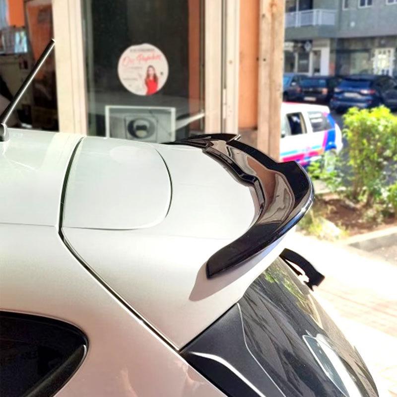 Spoiler für Ford Fiesta MK8 8.5 ST 2018-2022 Heckverlängerung Kleiner Flügel Heck ABS Hochglanz Schwarz Carbon-Stil Autozubehör