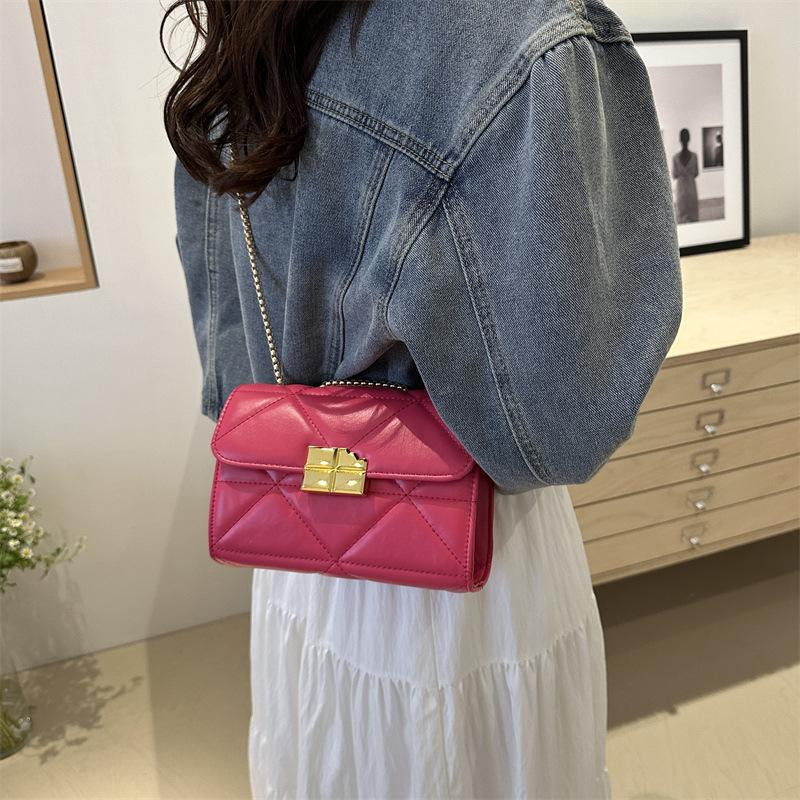 Retro Small Bag Women's 2024 New Foreign Casual Small Square Bag Temperament Fashionable and Beautiful Trend Shoulder Messenger Bag