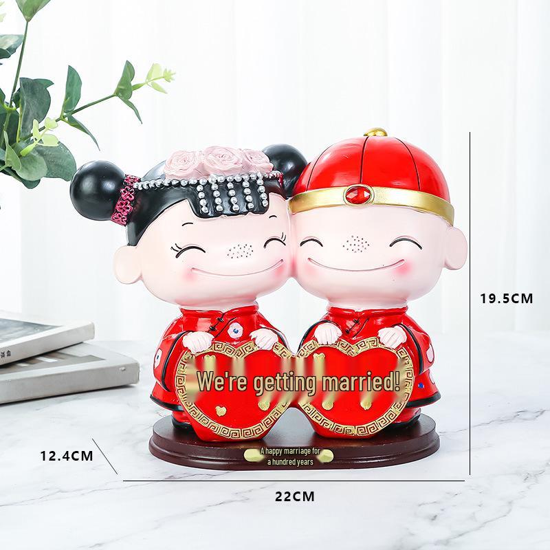 Newlywed Wedding Dolls: Chinese Harmony Resin Home Decoration