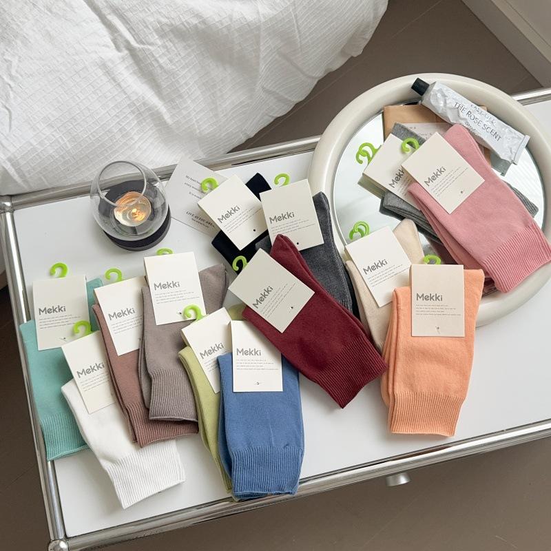 Simple Colored Women Socks Casual Breathable Ladies Korean Socks Plain Soft Daily Female Crew Socks Trendy Solid Color 2026 New