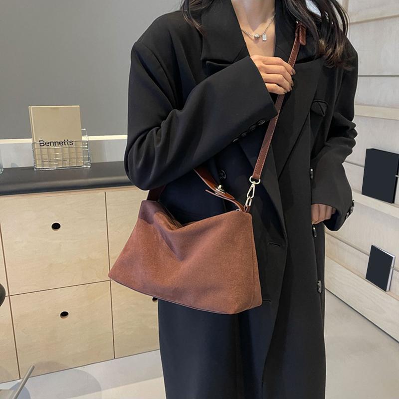 Vintage Women's Solid Color Bucket Small Crossbody Bag Autumn and Winter Matte Leather Adjustable Shoulder Bag for Work, Travel