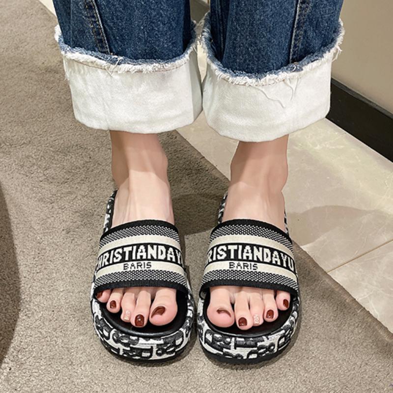 Fashion Women Slippers Fashion Casual Designer Shoes Platform Sexy High Heel Sandals Anti-slip Slip on Slippers Big Size Slides Women