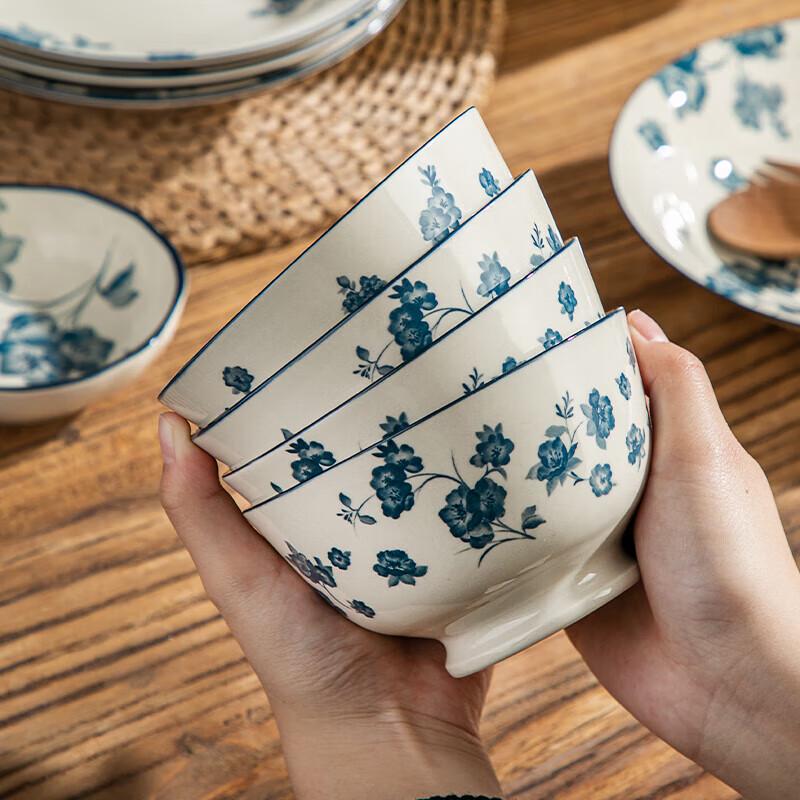 Hao Ai Jia Mi Tang 32-Piece Ceramic Tableware Set
