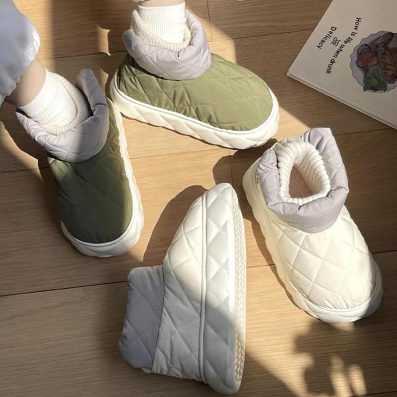 Dames pluss størrelse snøstøvler avslappet kort skaft svampkake tykk hæl fleece pels bomullsstøvel vanntette sko 36-45