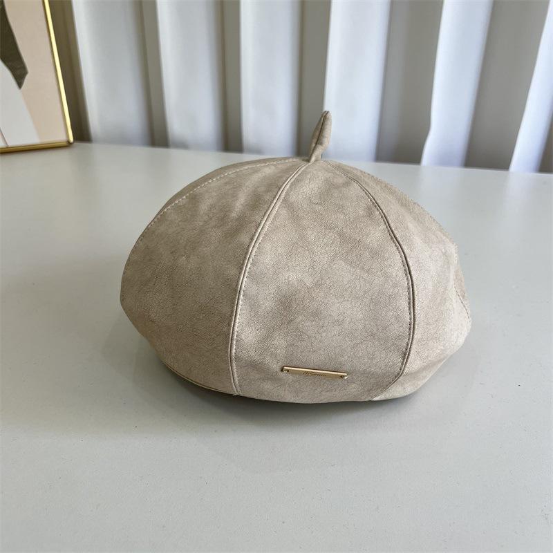 Autumn and winter old retro matte leather beret solid color versatile painter hat showing face small star anise pumpkin hat