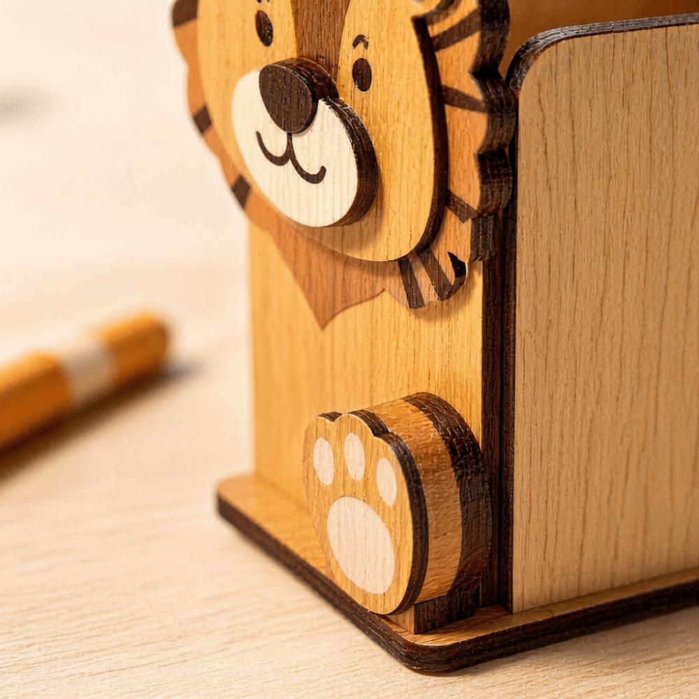 Wooden Material Spectacle Stand Hand Carved Pen Holder Rack Wooden Phone Display Stand Home Use