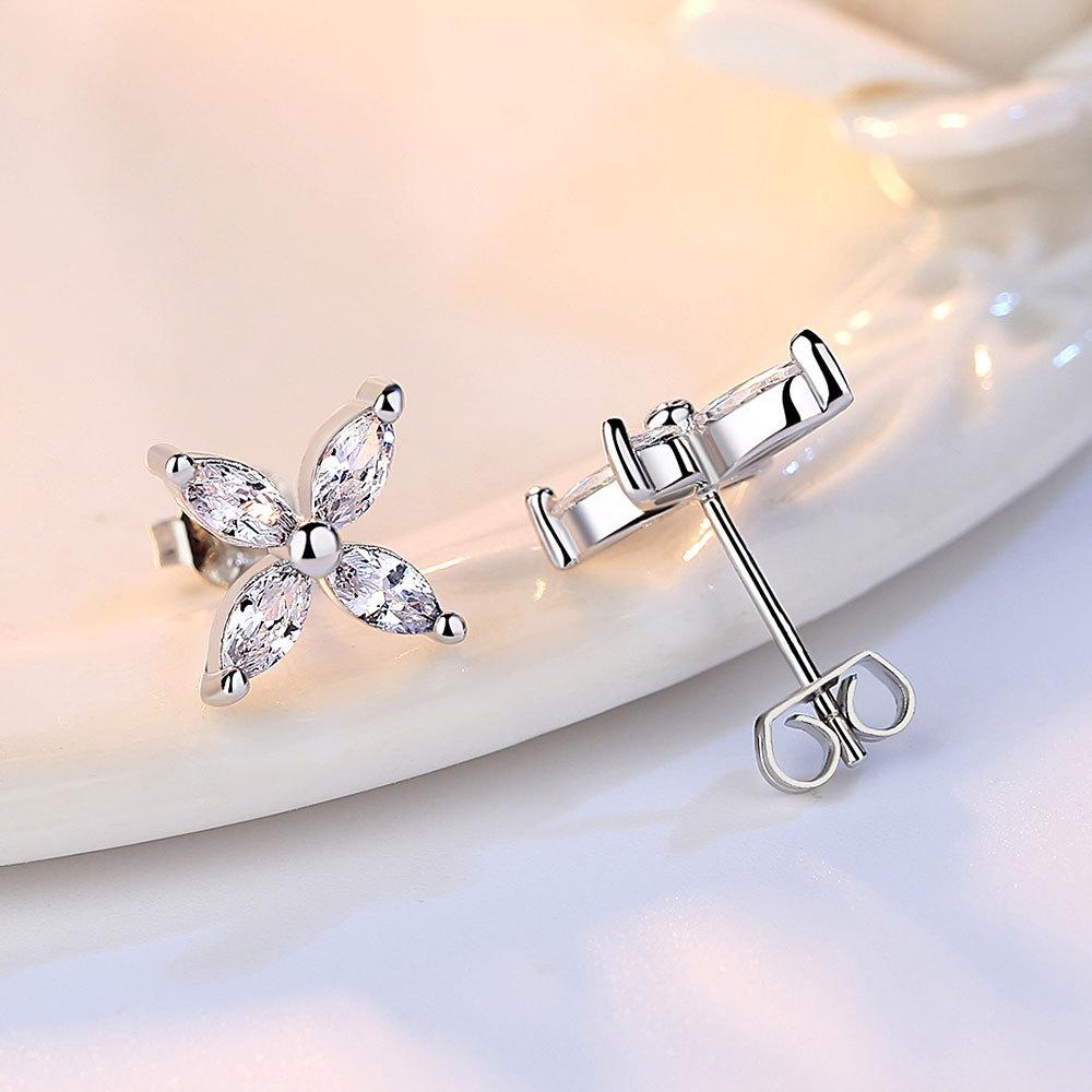 Horse Eye Ice Snowflake Ear Stud Diamond Korean Style Korean Style Elegant Female Lucky Leaf Grass Ear Studs Silver Plated Ornament