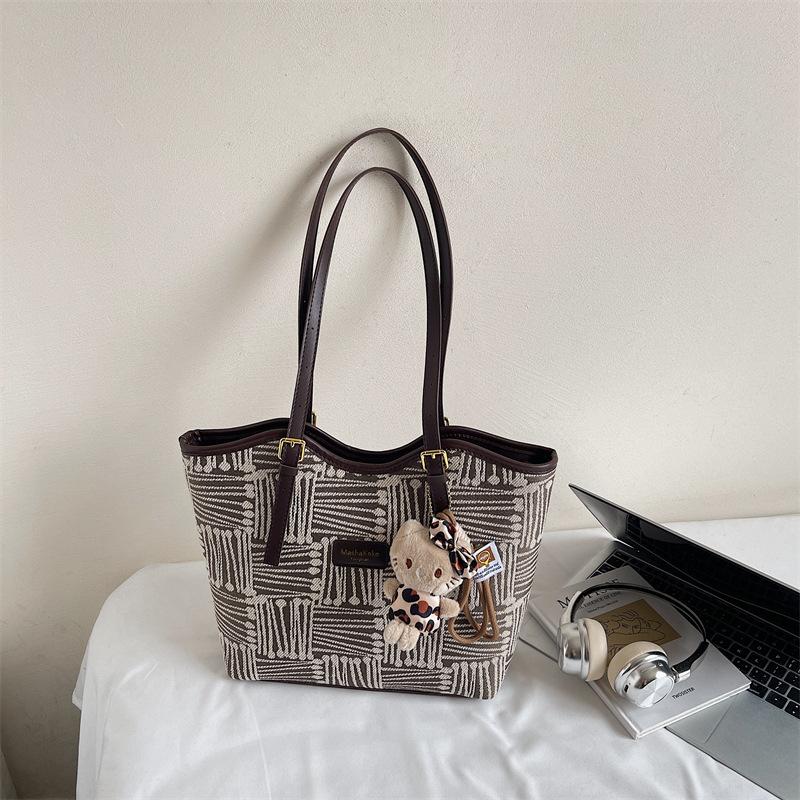 Striped canvas bag women's large-capacity new autumn and winter versatile casual shoulder bag college student class tote bag