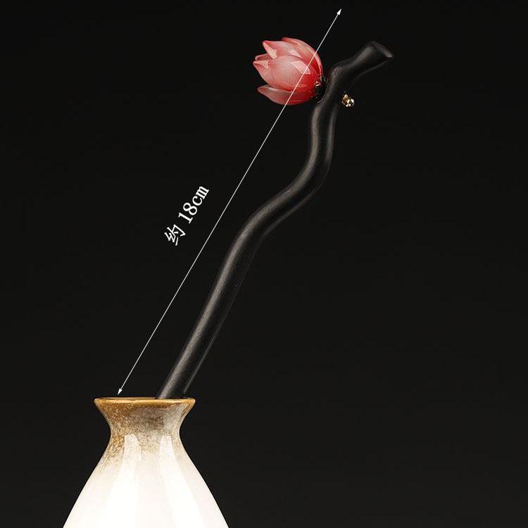 Black Sandalwood Hairpin with Unique Flower Design, Classical and Elegant, Suitable for Ancient Costume Accessories, Simple Daily Life