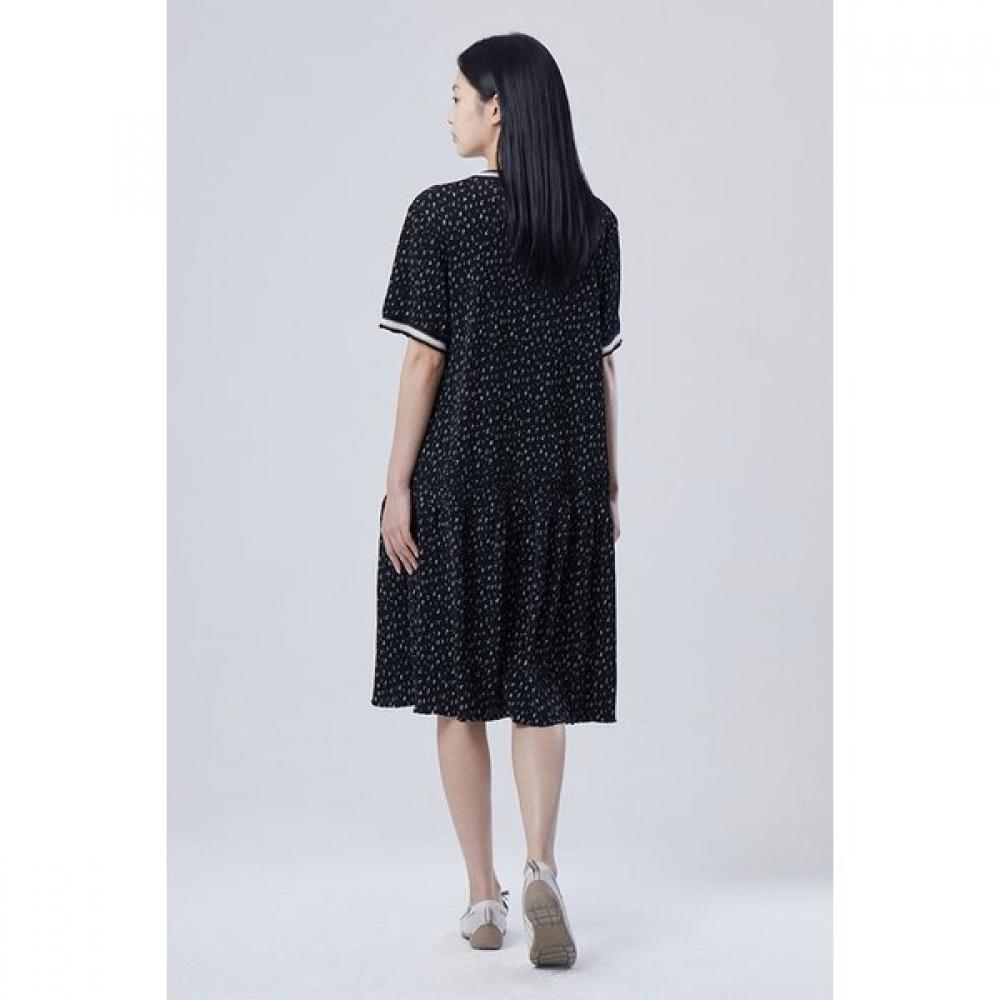 Benetton Women S Floral pleatS dreSS Baopf3631