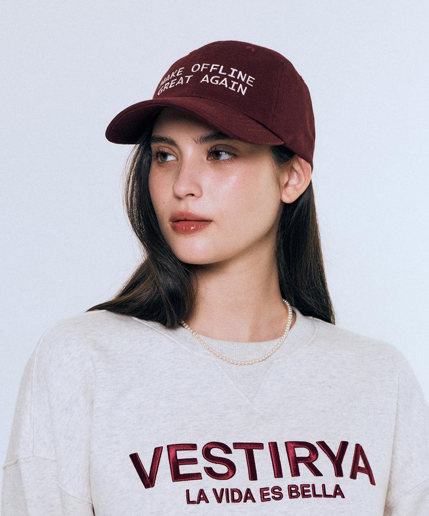 VESTIRYA Witty Lettering Ball Cap Burgundy