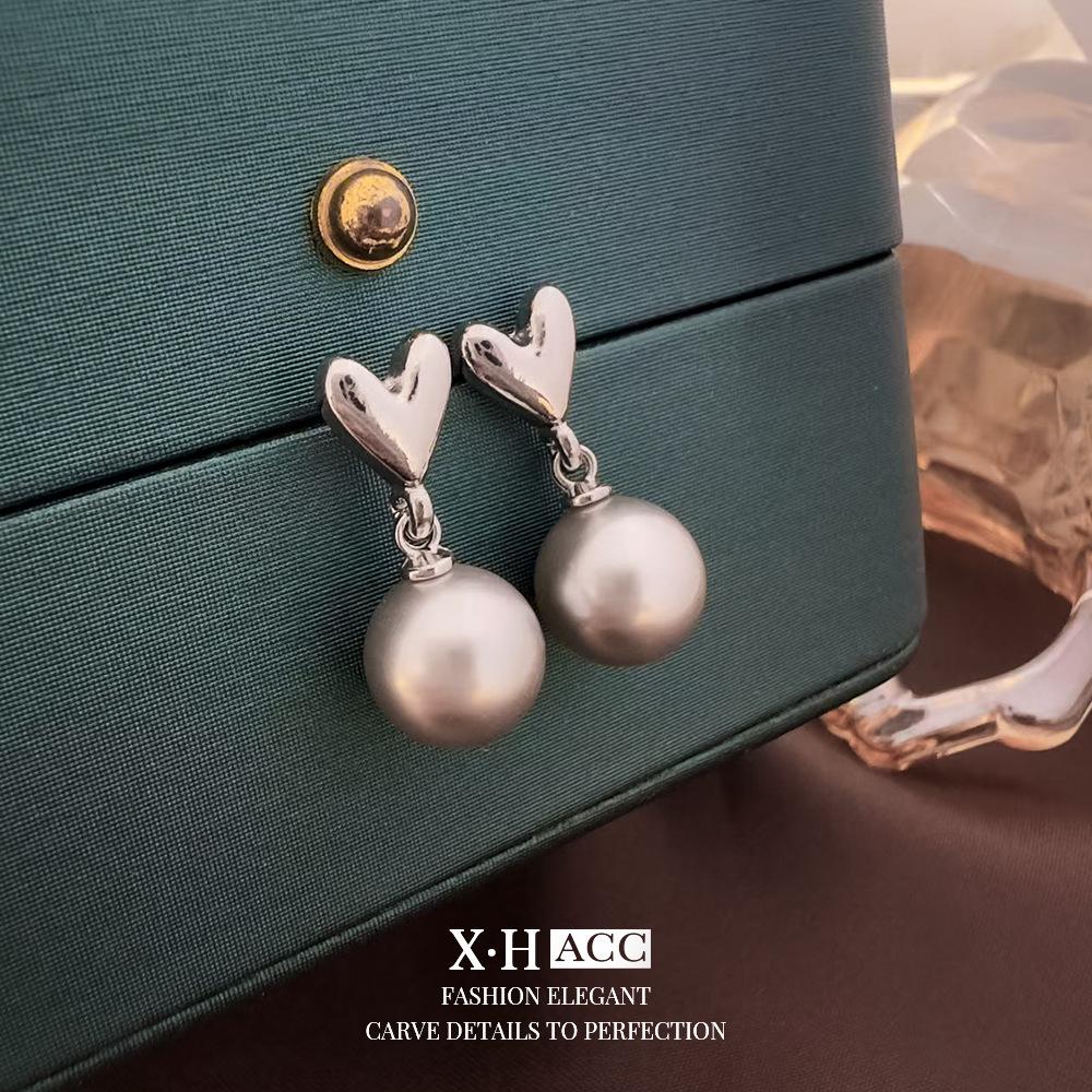 

Елегантні французькі сережки-квіти з перлів Срібна голка : Вишукана, Розкішна, Легка Мода для Жінок