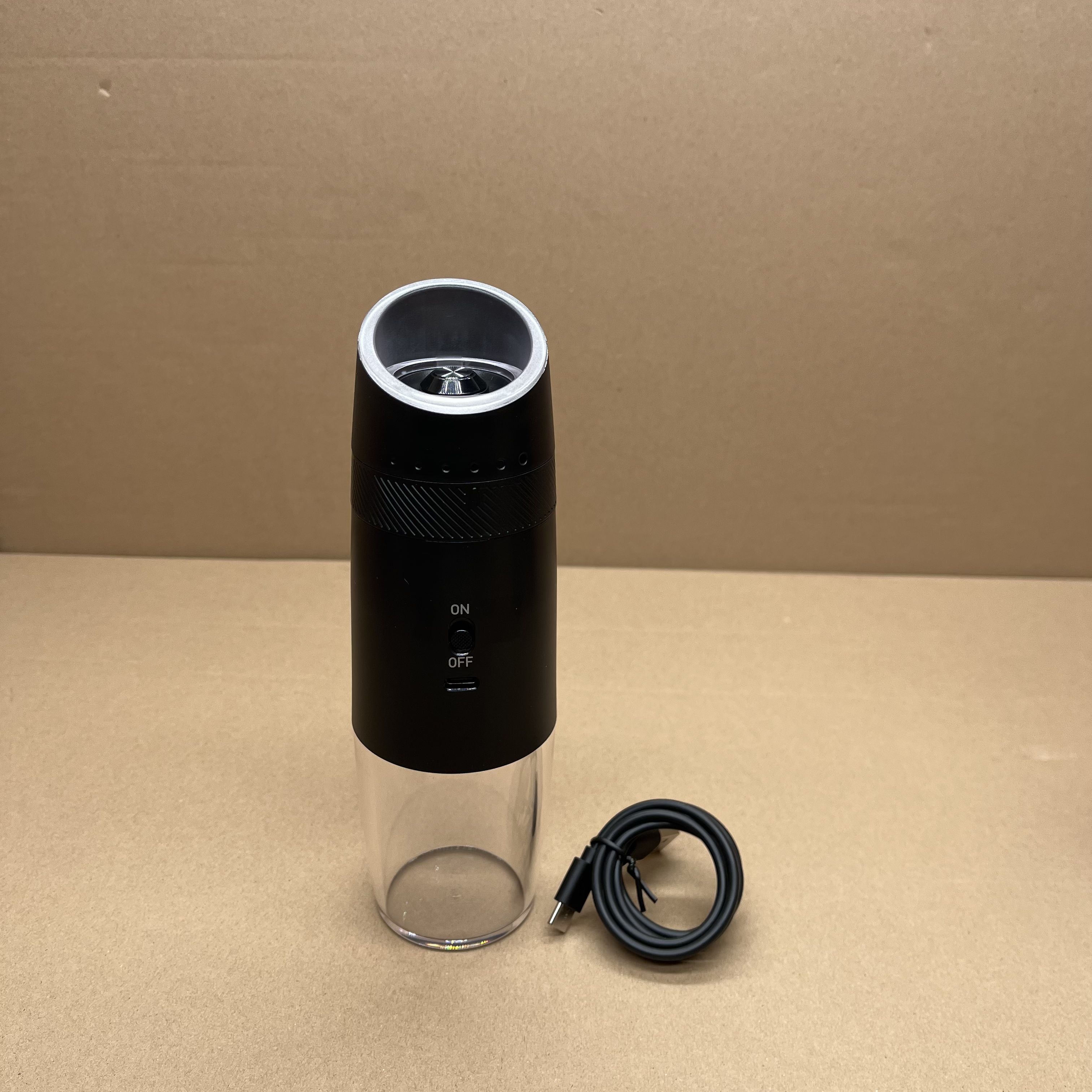 

135ML Hot Selling Unit-Charging Gravity Rechargeable Electric Pepper Mill Salt and Pepper Grinder