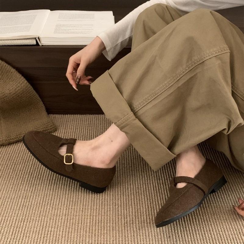 Flat single shoes women's 2025 new autumn retro square head Mary Jane women's shoes gentle evening shoes leopard print beanie shoes