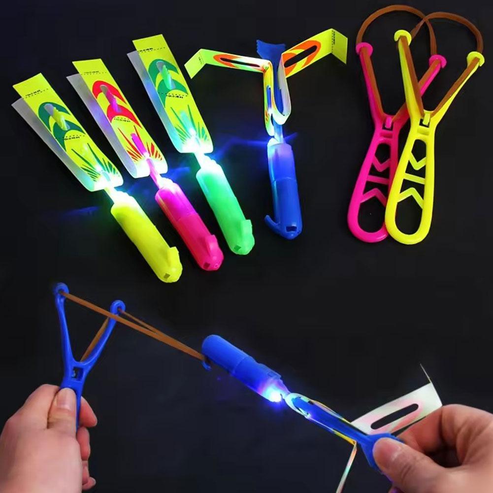 Blue Light-Up Propeller Flying Toy Flying Propeller Toys Outdoor Party Favors Glow In The Dark Helicopters for Kids