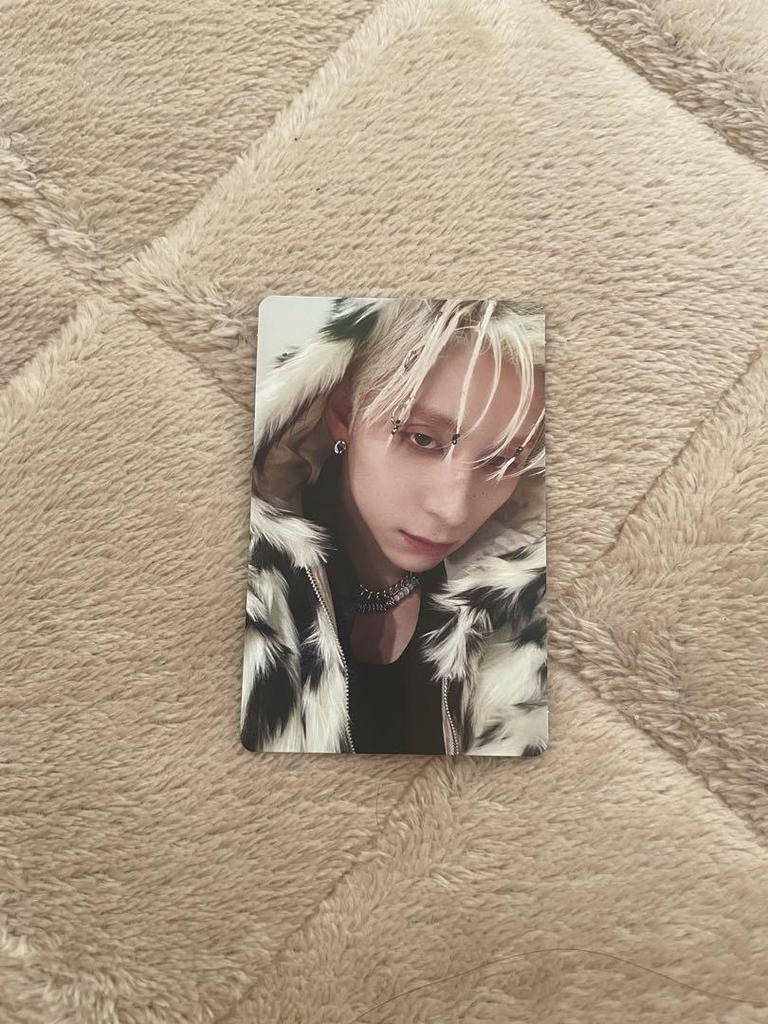 [USED] Nishi Koto MATCH UP Hologram Trading Card