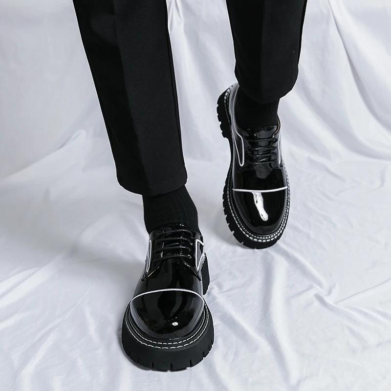 Fashion Thick Bottom Classic Lace-Up Male Oxfords Shoes Male Comfortable Casual Shoe 2025 New All-match Antiskid for Men Business Shoes