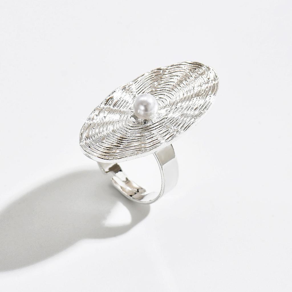Hollow flower ring European and American niche design sense irregular spiral imitation pearl open ring jewelry women