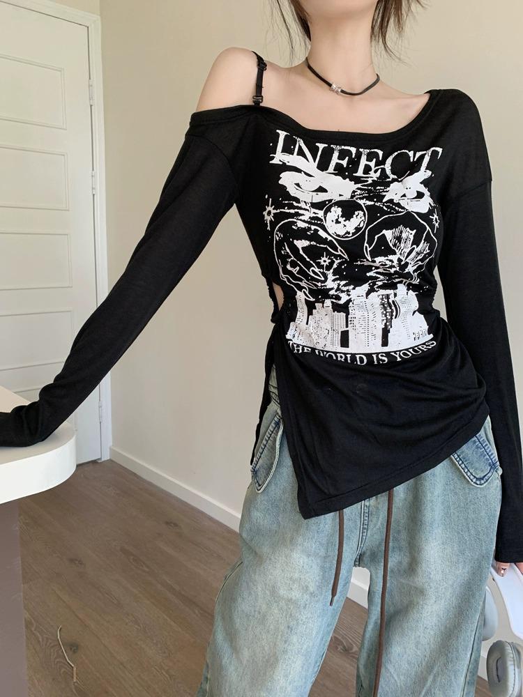 Chic Hollow Off-Shoulder Long-Sleeve Sun Protection Top for Women - Slim Fit, Flattering Early Autumn Style