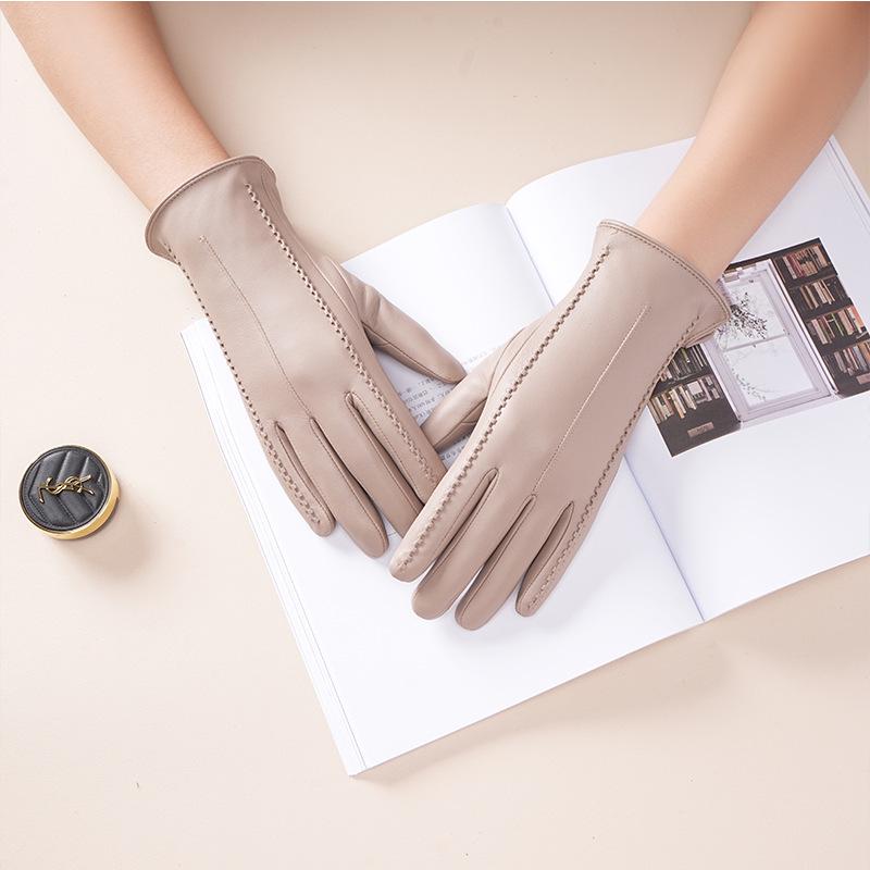 Women's Winter Warm Lambskin Leather Gloves - Windproof, Thickened, Touchscreen, Short, Trendy, Light Luxury for Motorcycle Riding