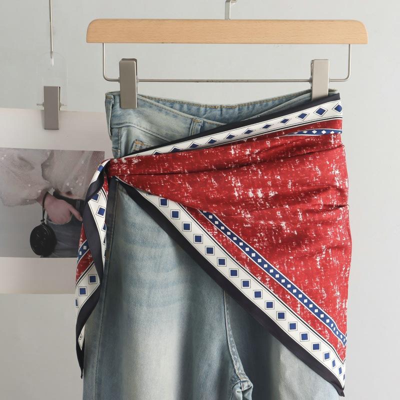 High-End Retro Tie-Dye Triangular Binder Headcloth Women's Spring and Summer New Niche Fashion All-Matching Scarf Jeans Belt