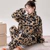 Vinter Kan Vara Utanför Korall Varm Fleece Förtjockad Leopardmönster Loungewear Pyjamas Dam Tvådelat Set Sovkläder