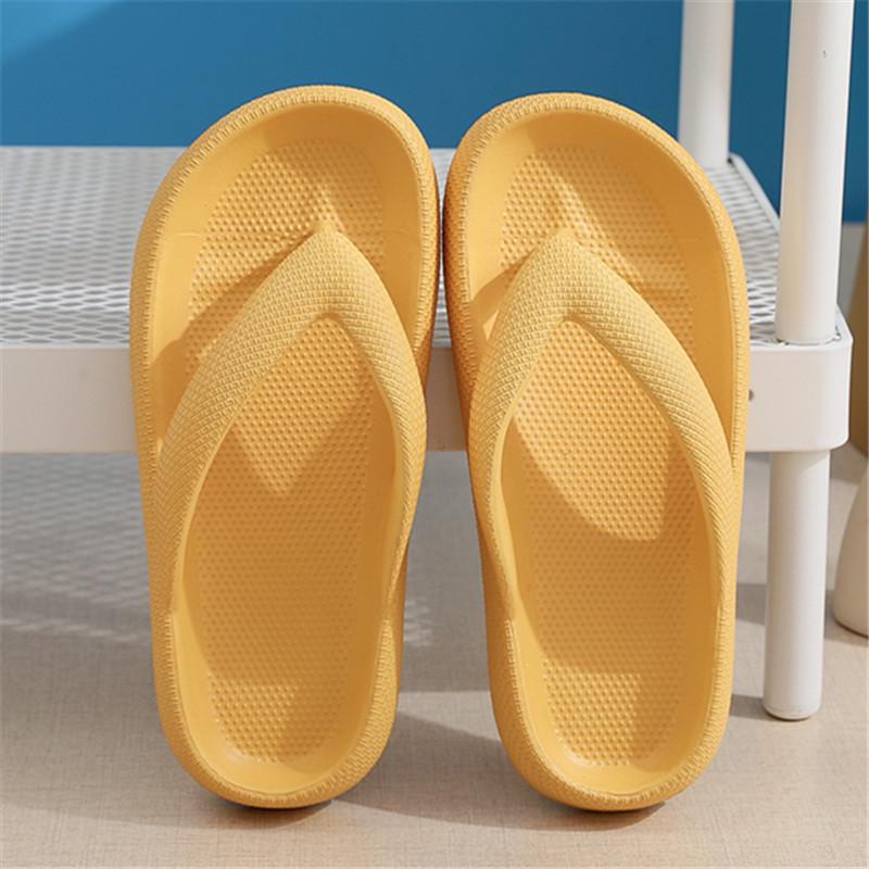 Non-Slip Outdoor Summer Flip-Flops for Couples, Soft-Soled Casual Sandals, Large-Size Thick-Soled Shoes
