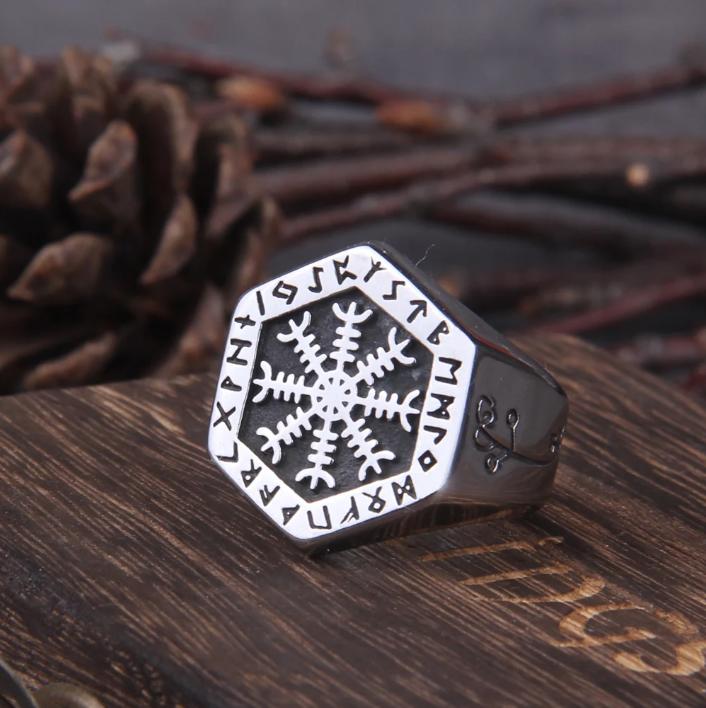 Stainless Steel Viking Compass Runic Ring for Men Vintage Nordic Odin Jewelry Never Fade Viking Totem Statement Ring