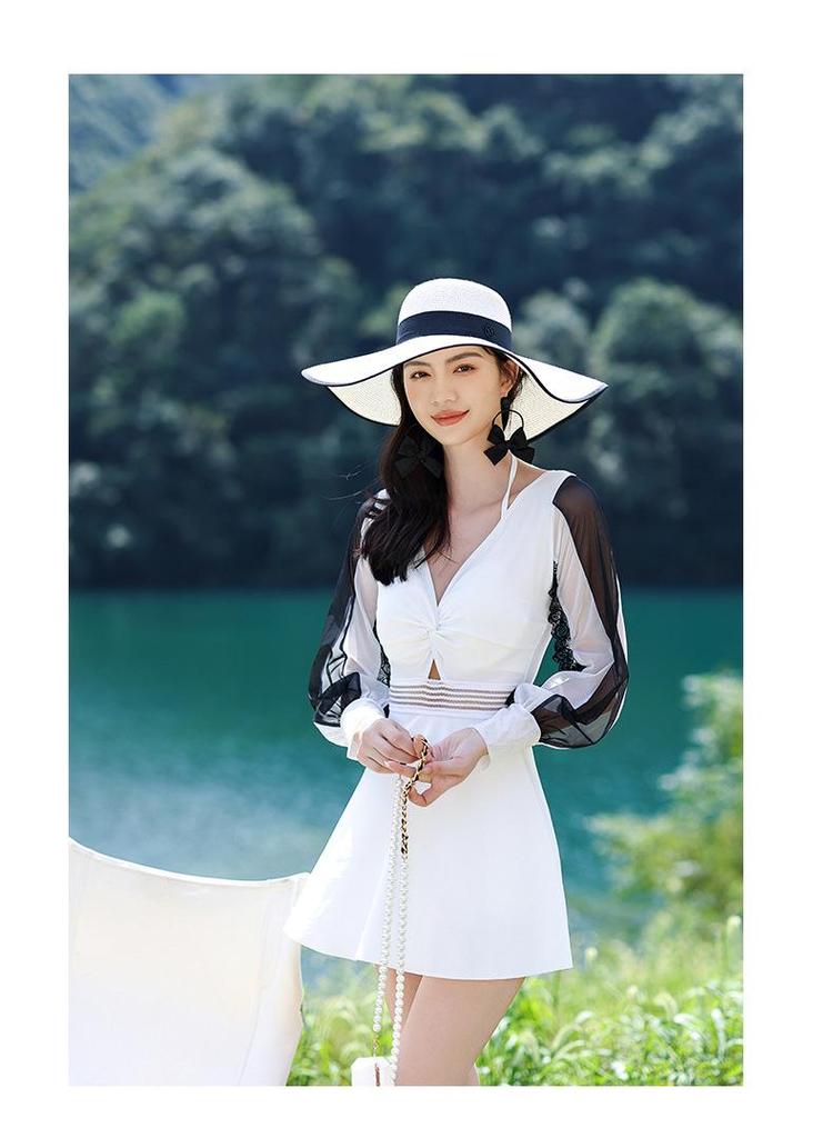 Women's 2022 Slimming Skirt-Style One-Piece Swimsuit: Conservative, Belly-Covering, Bubble Hot Spring, Small-Chest Support.