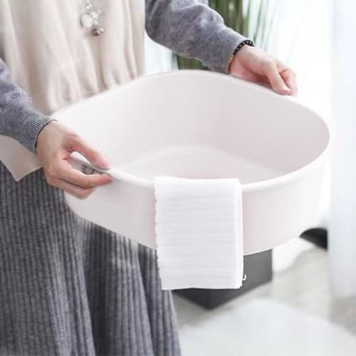 Plastic Foot Bath with Massage, Household Cleansing Tub, Lightweight and Portable, Ideal for Home Spas, Promotes Blood Circulation, and Relieves Fatig