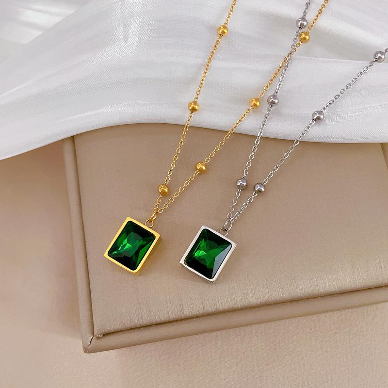 Square Emerald Minimalist Furnace Real Gold Necklace Female Collarbone Chain Accessories