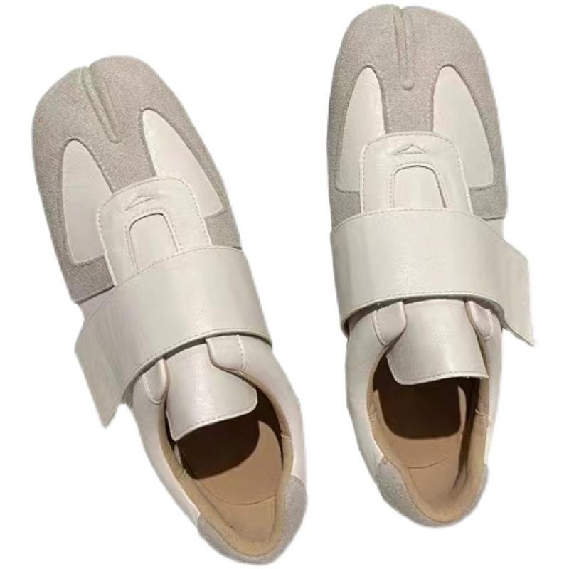 Fashion White Round Split Toe Colorblock Sneakers Japanese Style Hook & Loop Women Shoes Comfortable Breathable Flats Chaussure Femme
