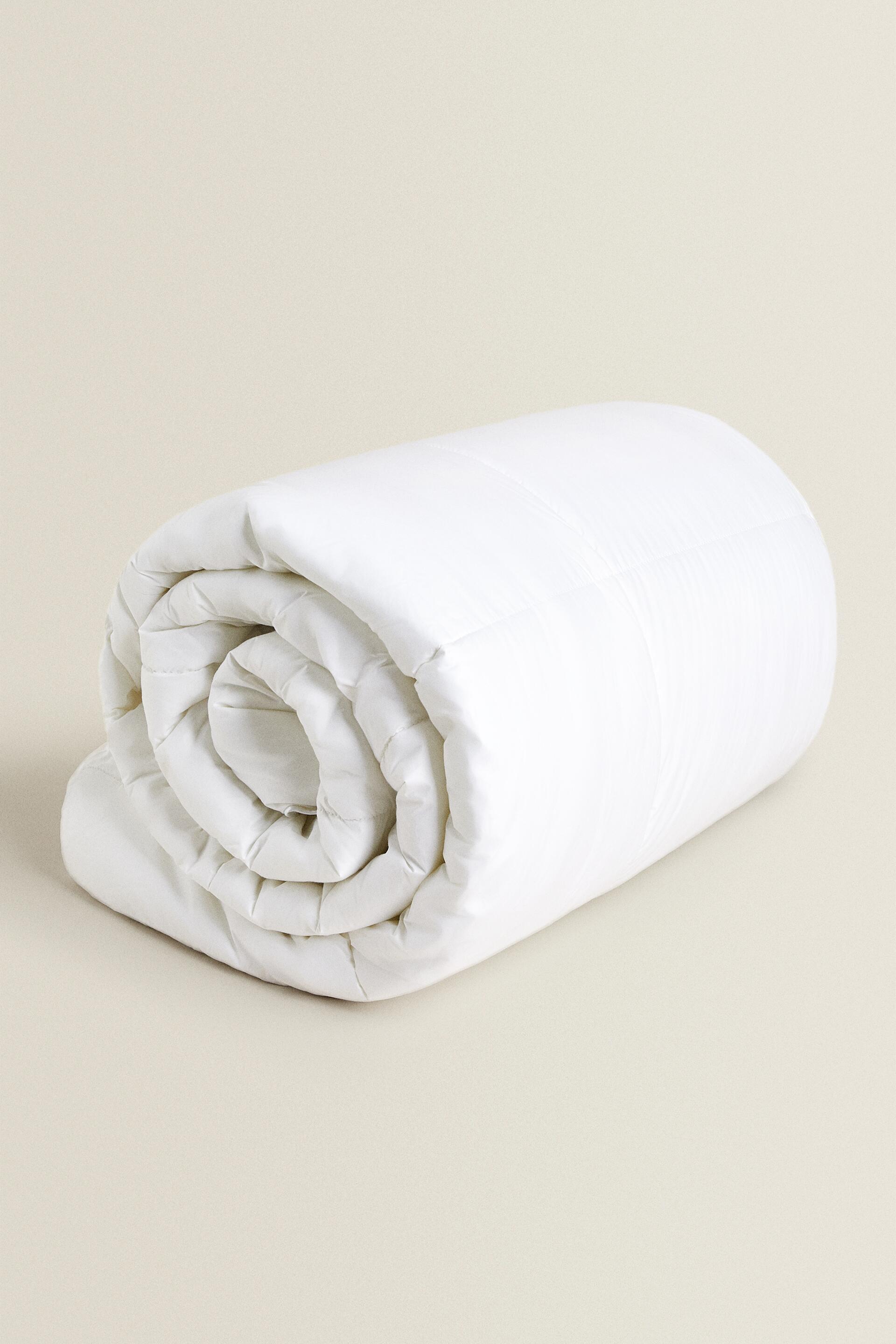 

(300 ГХМ) НАПОЛНИТЕЛЬ ПУХОВОГО ОДЕЯЛА SOFT TOUCH ИЗ МИКРОФИБРЫ