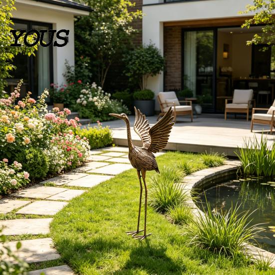 Rostfeste Outdoor-Figur Reiher-Design Metallstatue, Handgefertigte Hofkunst-Dekoration, Wetterfeste Gartenfigur für Terrasse Rasen