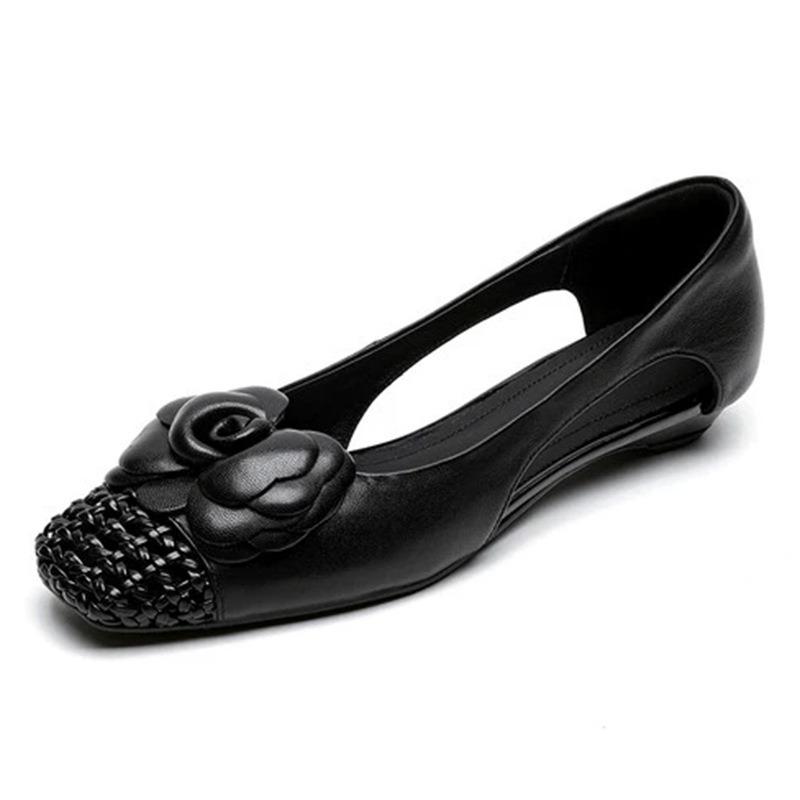 Retro soft sole hollow cool single shoes women's summer soft leather flat heel low heel bag head sandals with skirt small heels