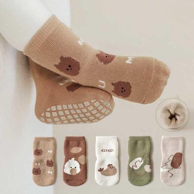 Calzini antiscivolo per bambini Calzini per bambina in cotone simpatico cartone animato per accessori per neonati Calzini per bambini
