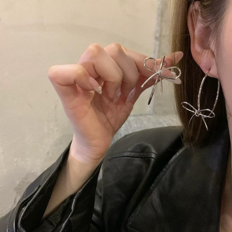 Bowknot Large Hoop Earrings For Women Niche Personality Design Jewelry