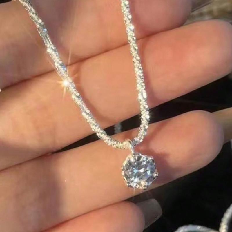 Hegaze 1pc Luxury Shimmering Necklace